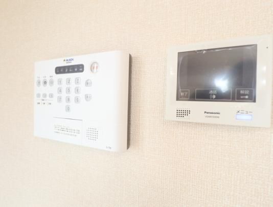 �y���̑��z�@�{�i�[���@�䂤107�@�Z�L�����e�B