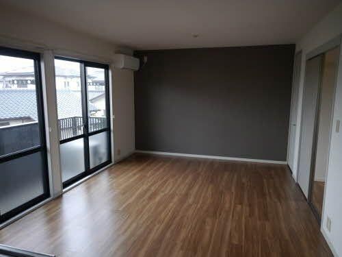 �y���̑��z�@���r���O