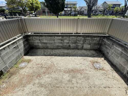 �y���̑��z�@�o���R�j�[