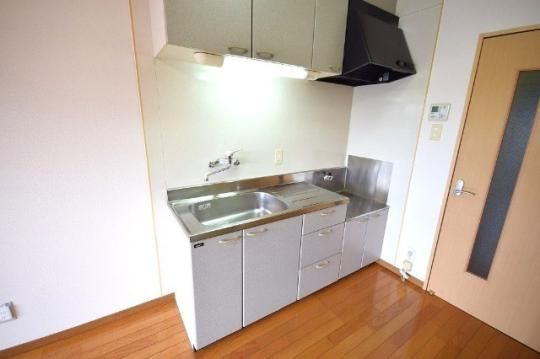 �y���̑��z�@�L�b�`��