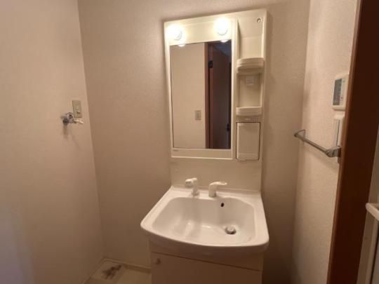 �y���̑��z�@�������ʉ��ϑ�