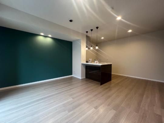 �y���̑��z�@���r���O