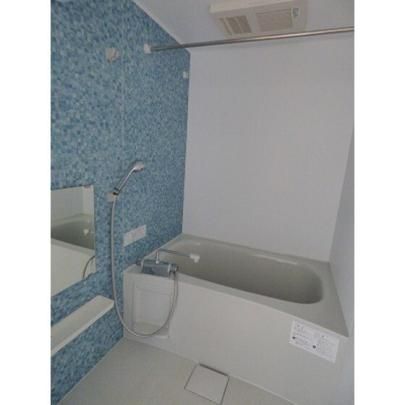 �y���̑��z�@�o�X�^�V�����[