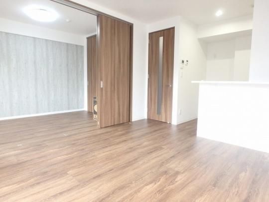 �y���̑��z�@���r���O