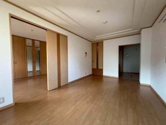 �y���̑��z�@���r���O