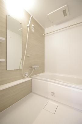 �y���̑��z�@�o�X�^�V�����[