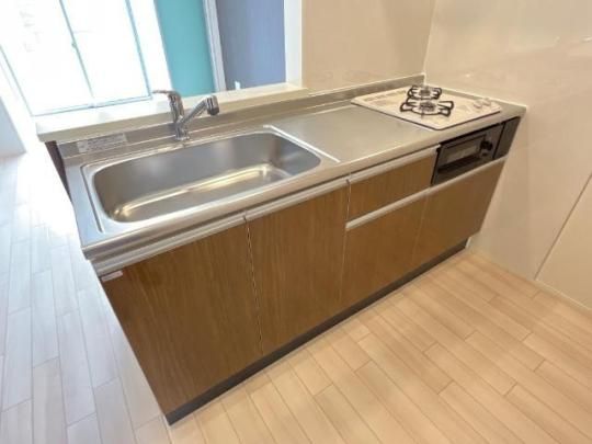 �y���̑��z�@����̐F�E�d�l�͑��Ⴊ�������܂��i�C��