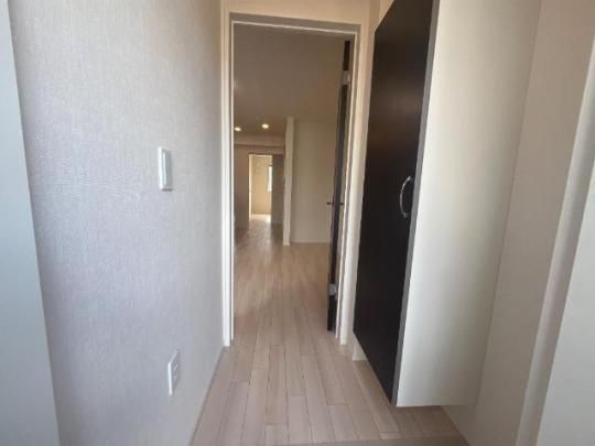 �y���̑��z�@����̐F�E�d�l�͑��Ⴊ�������܂��i�C��