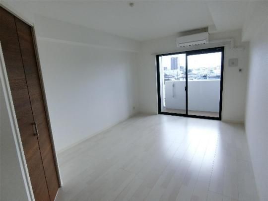 �y���̑��z�@���r���O