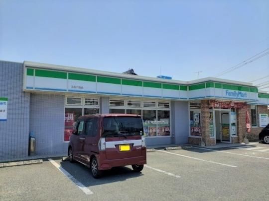 �y���Ӂz�@�t�@�~���[�}�[�g�ʖ��Z�c�X�F900m