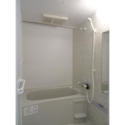 �y���̑��z�@�o�X�^�V�����[