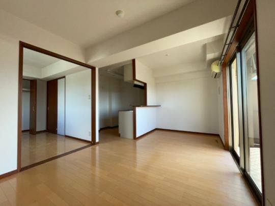 �y���̑��z�@���r���O